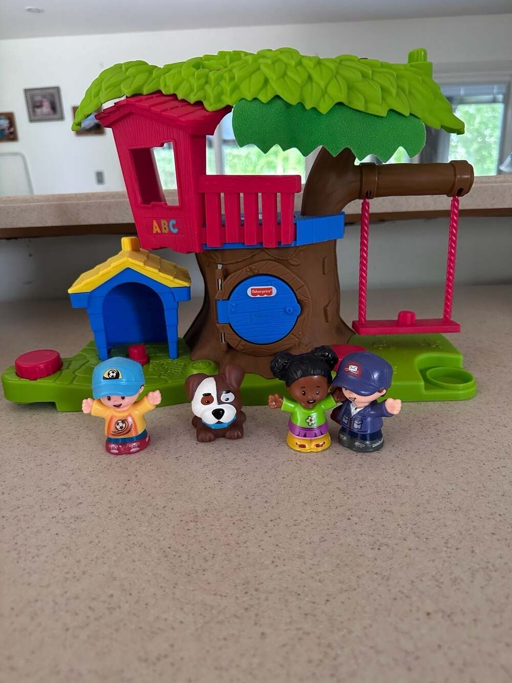 Fisher-Price Little People Swing & Share Treehouse Playset with 3 Figures and Do
